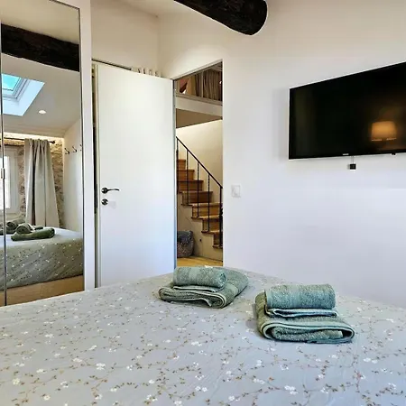 Апартаменты Le Republique Antibois - Au Coeur Du Vieil *